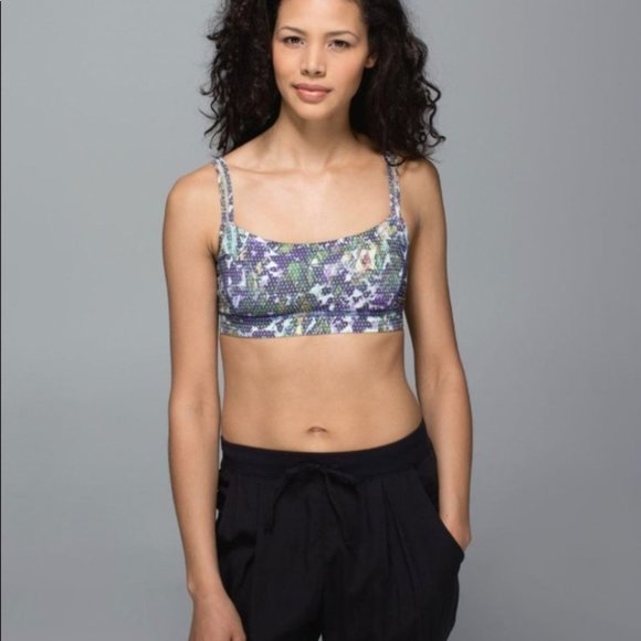Lululemon Sports Bra Women’s Size 4 US Purple Green Floral Dotted “Straight Up” - Picture 5 of 12